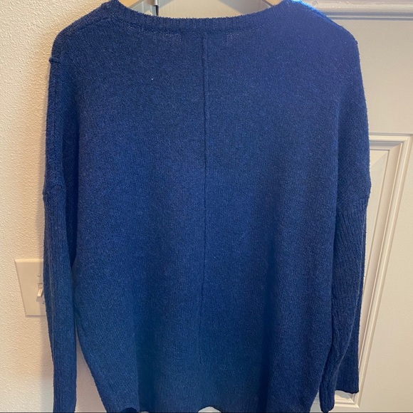 John + Jenn Sweater - Picture 5 of 7